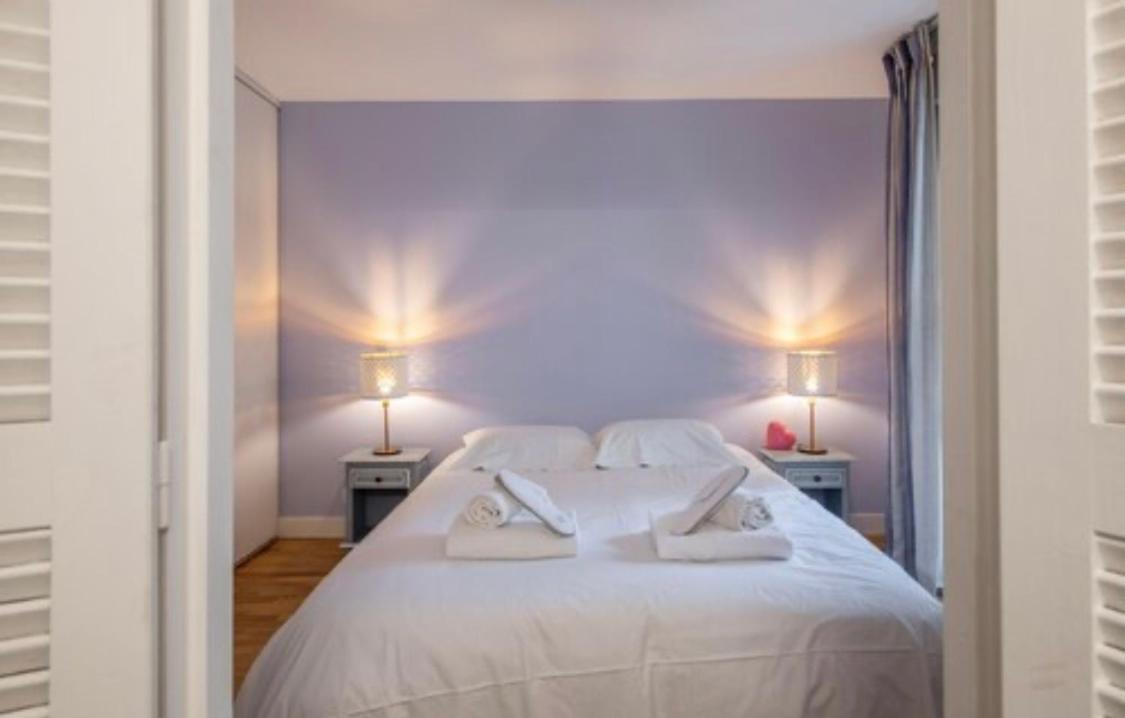 Un Ptit Soleil A Apartment Paris